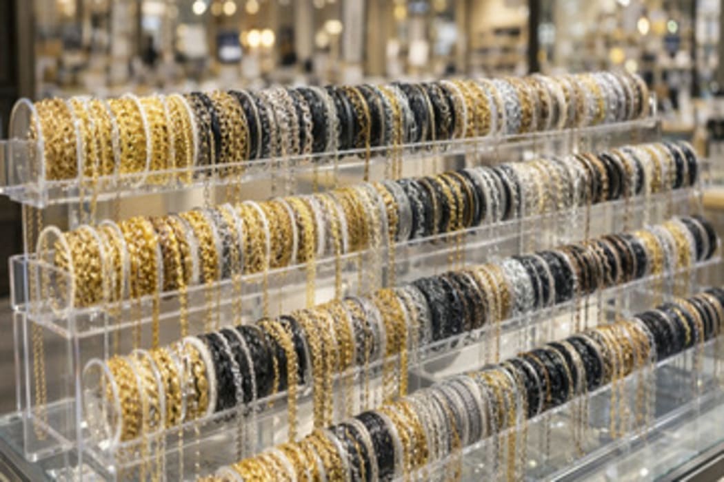 ネックレスチェーンの修理・切り売りのマリコ 取り扱いチェーンの種類一覧